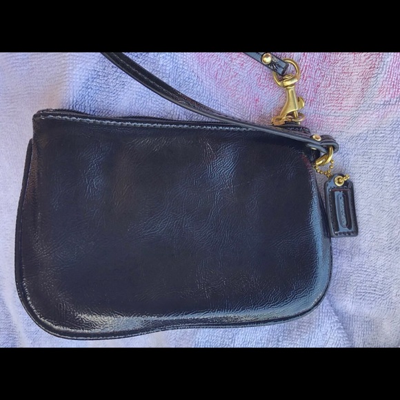 Coach poppy wristlet patent leather w satin NWOT - Picture 5 of 9